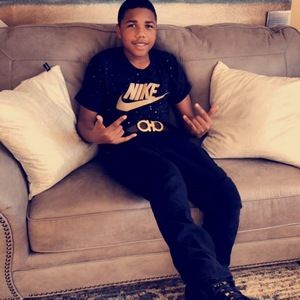 Meet your Posher, Leroy